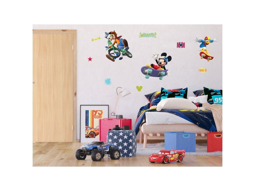 Dětské samolepky na zeď AG Design DK 855 Disney Mickey freestyle 65 x 85 cm